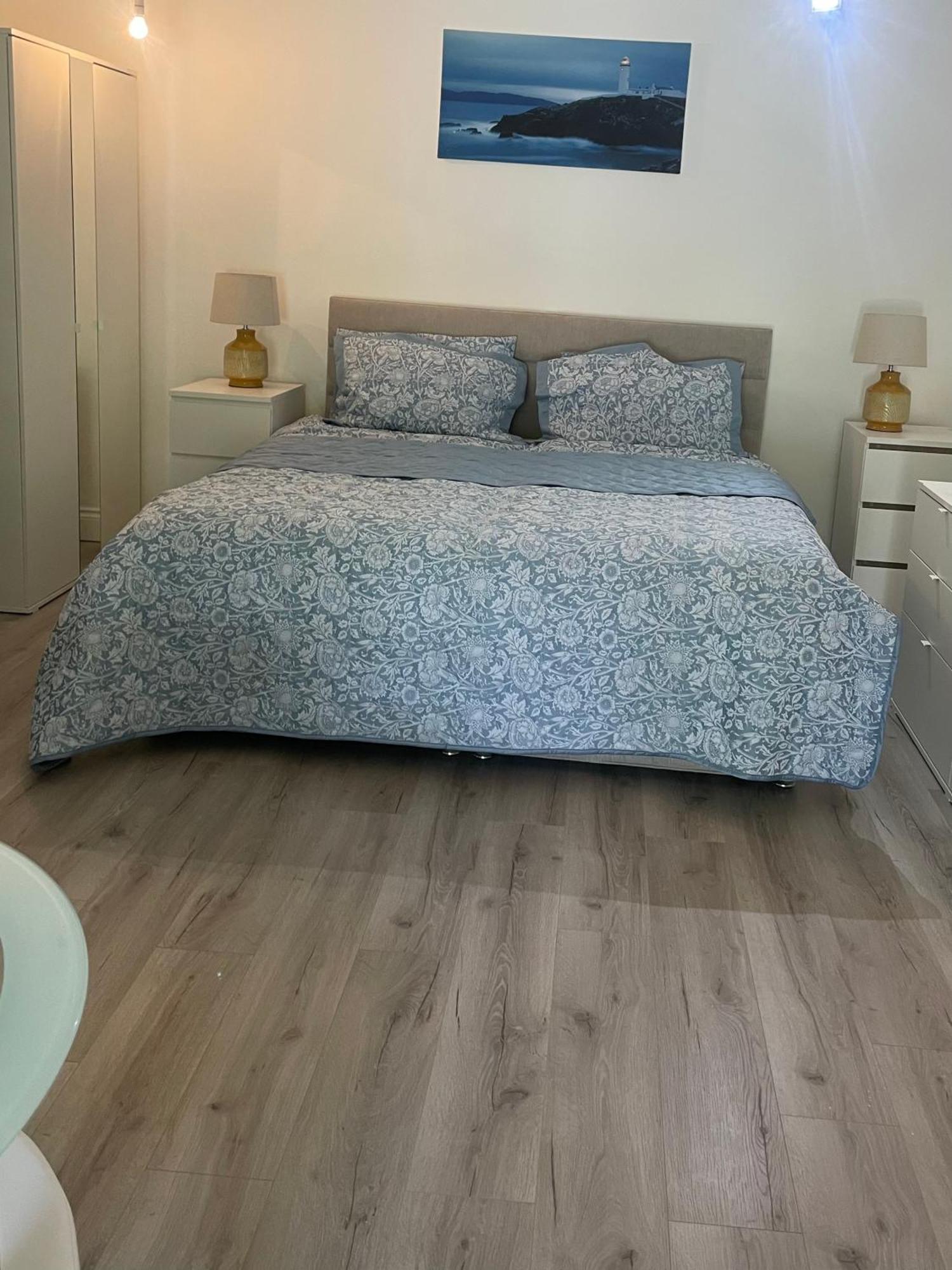 Basement Studio Apartment Баллина Экстерьер фото